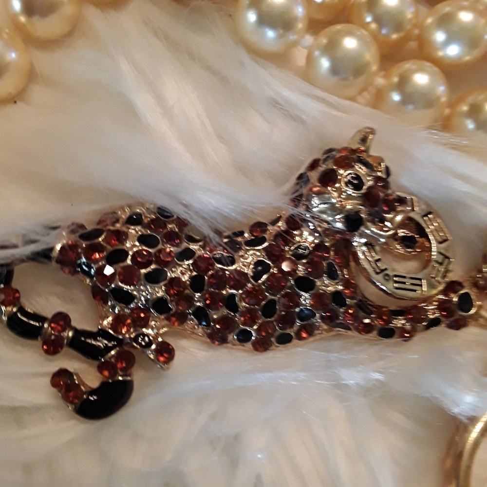 Jeweled Leopard Keychain